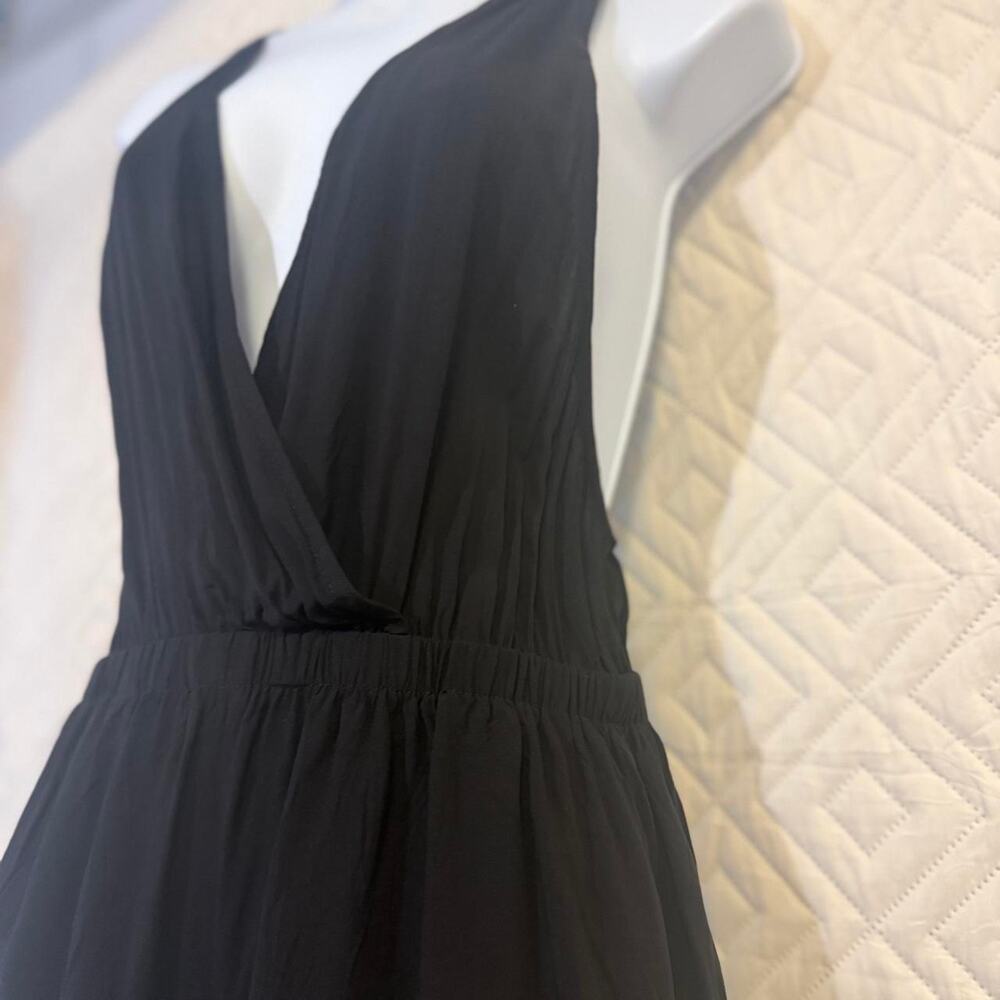 Cupshe black cover up romper with pockets 100% Rayon beach vacation summer